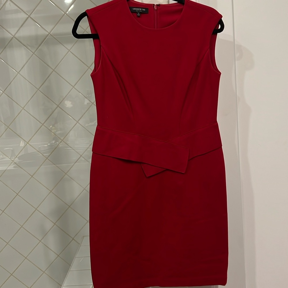 Red sleeveless dress